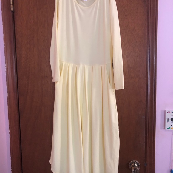 Yellow midi dress with pockets - Picture 4 of 4